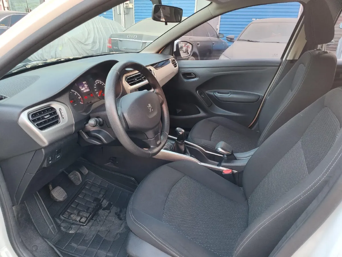 2017 Peugeot 301 1.6L 117HP L4 5MT,autocango,china used car exporter,china ev exporter,chinese used car exporter,chinese used ev exporter