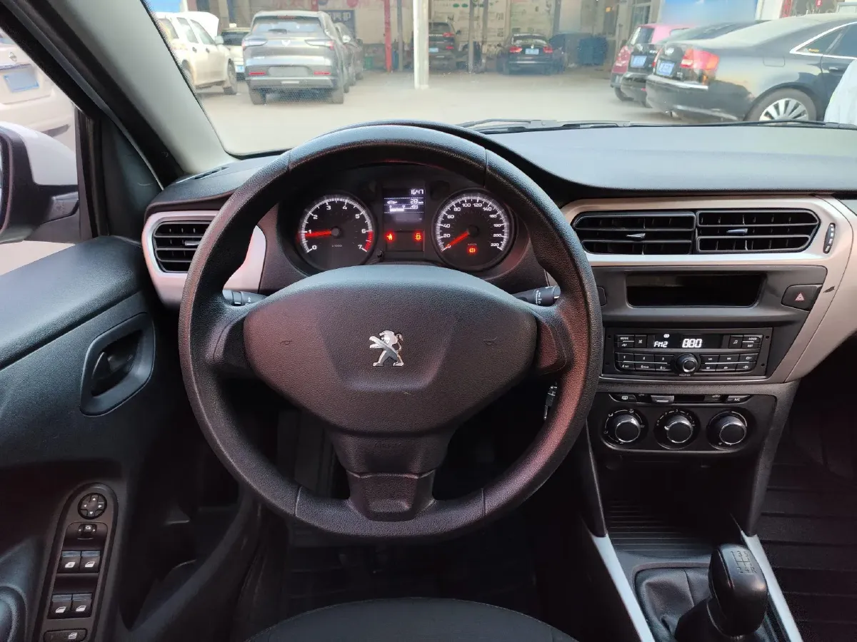 2017 Peugeot 301 1.6L 117HP L4 5MT,autocango,china used car exporter,china ev exporter,chinese used car exporter,chinese used ev exporter