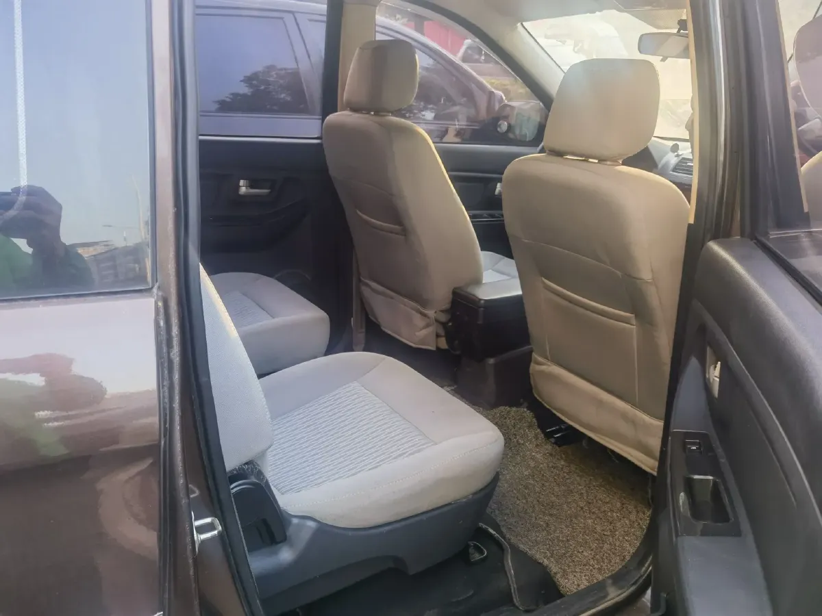 2016 BAIC Hyosow H2 1.5L 106HP L4 5MT,autocango,china used car exporter,china ev exporter,chinese used car exporter,chinese used ev exporter