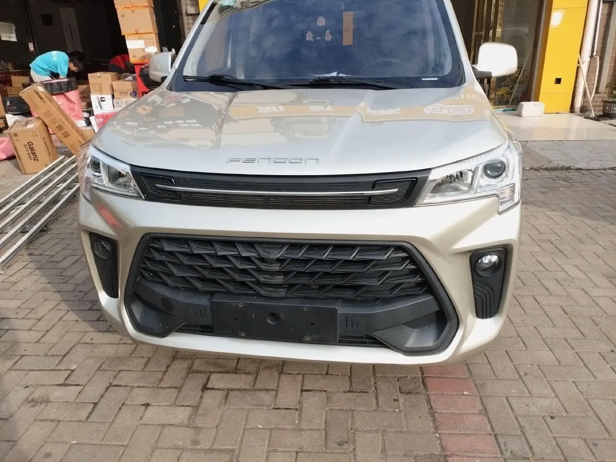 2022 DongFeng Fengon Fengon 380 1.5L 112HP L4 5MT,autocango,china used car exporter,china ev exporter,chinese used car exporter,chinese used ev exporter