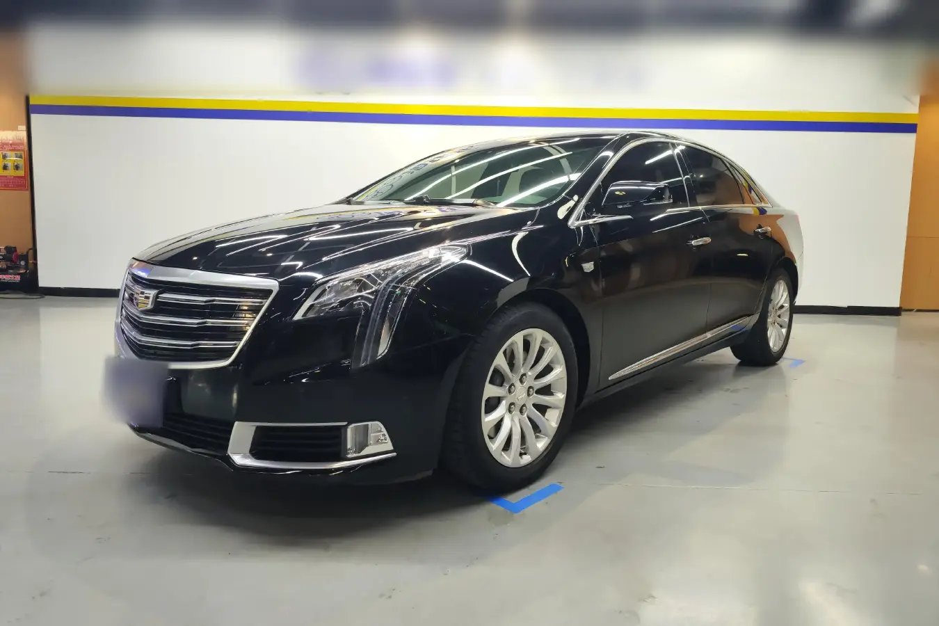 2018 Cadillac XTS 2.0T 269HP L4 6AT