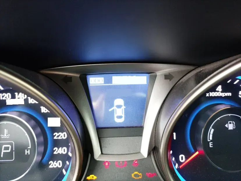 2012 Hyundai Rohens-Coupe 2.0T 260HP L4 8AT,autocango,china used car exporter,china ev exporter,chinese used car exporter,chinese used ev exporter