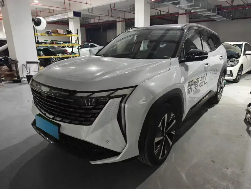 2023 Geely StarRay 1.5T 181HP L4 7DCT