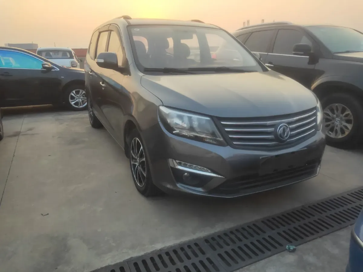 2016 DongFeng Forthing S500 1.5L 120HP L4 5MT,autocango,china used car exporter,china ev exporter,chinese used car exporter,chinese used ev exporter