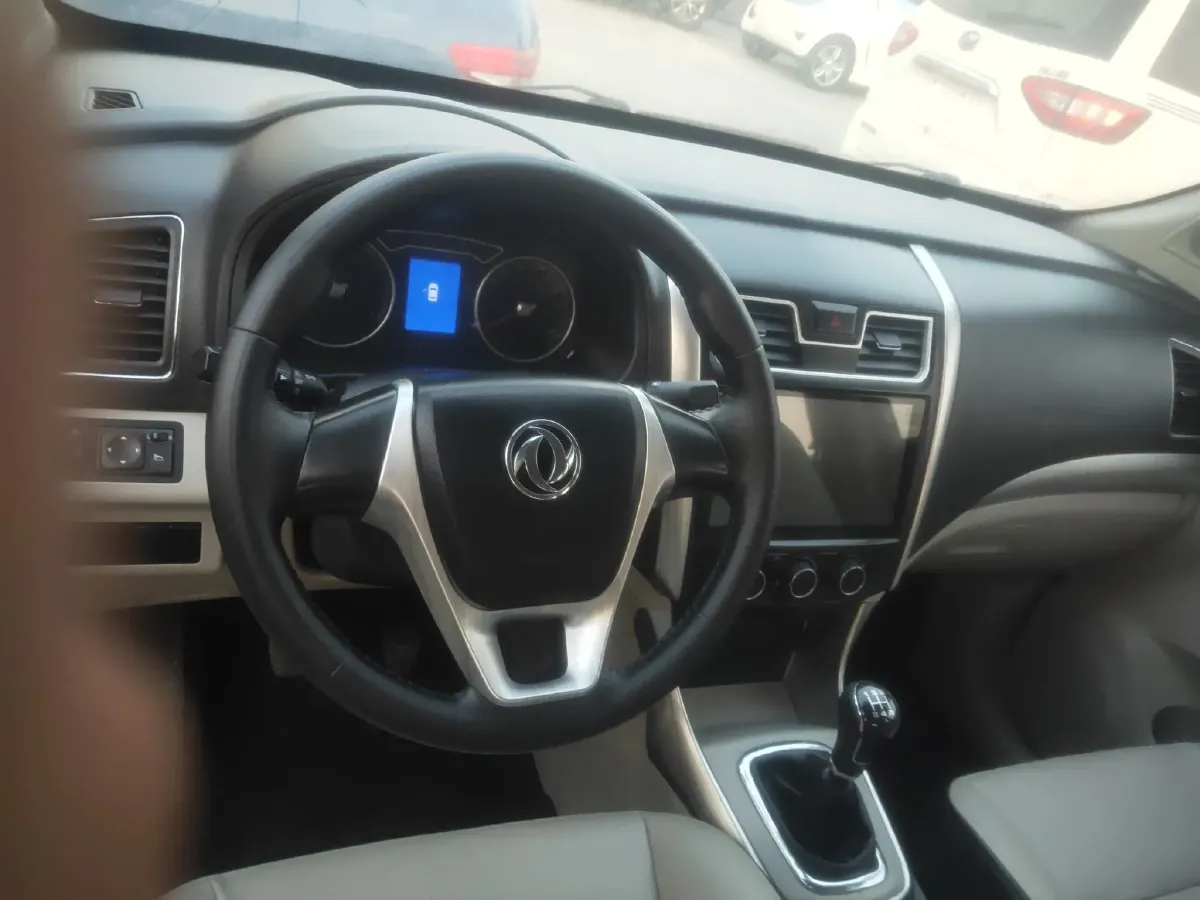 2016 DongFeng Forthing S500 1.5L 120HP L4 5MT,autocango,china used car exporter,china ev exporter,chinese used car exporter,chinese used ev exporter