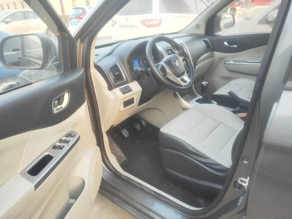 2016 DongFeng Forthing S500 1.5L 120HP L4 5MT,autocango,china used car exporter,china ev exporter,chinese used car exporter,chinese used ev exporter