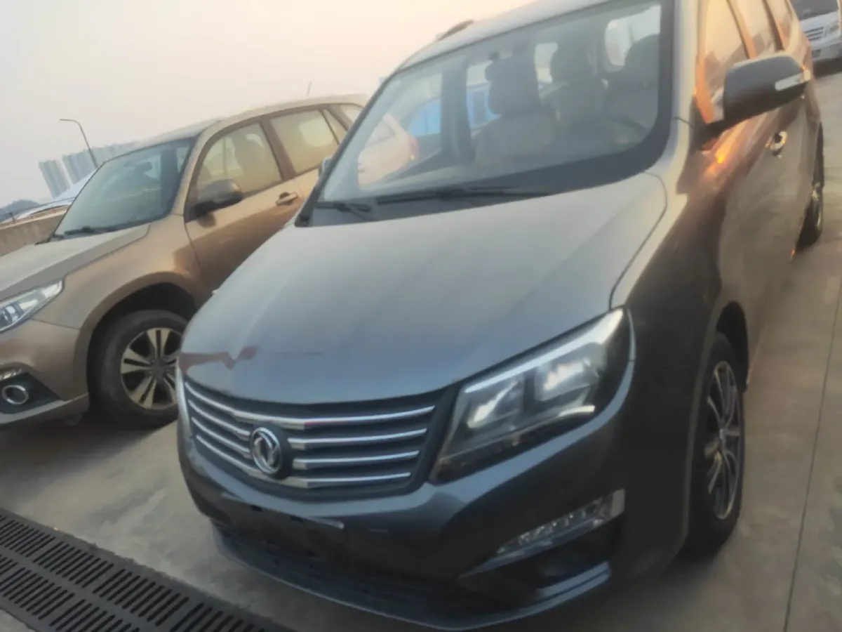 2016 DongFeng Forthing S500 1.5L 120HP L4 5MT,autocango,china used car exporter,china ev exporter,chinese used car exporter,chinese used ev exporter