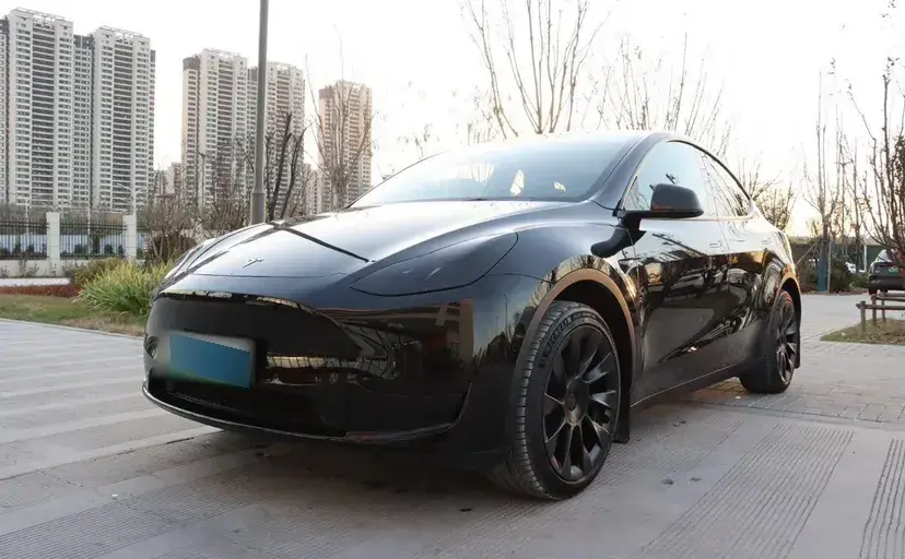 2022 Tesla Model Y BEV 60KWH