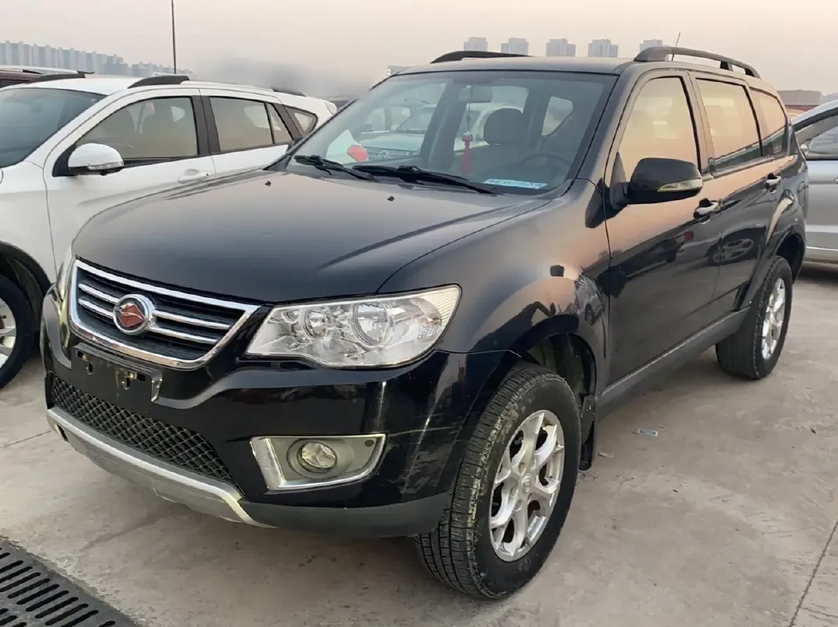 2012 Landwind X8 2.0T 122HP L4 5MT,autocango,china used car exporter,china ev exporter,chinese used car exporter,chinese used ev exporter
