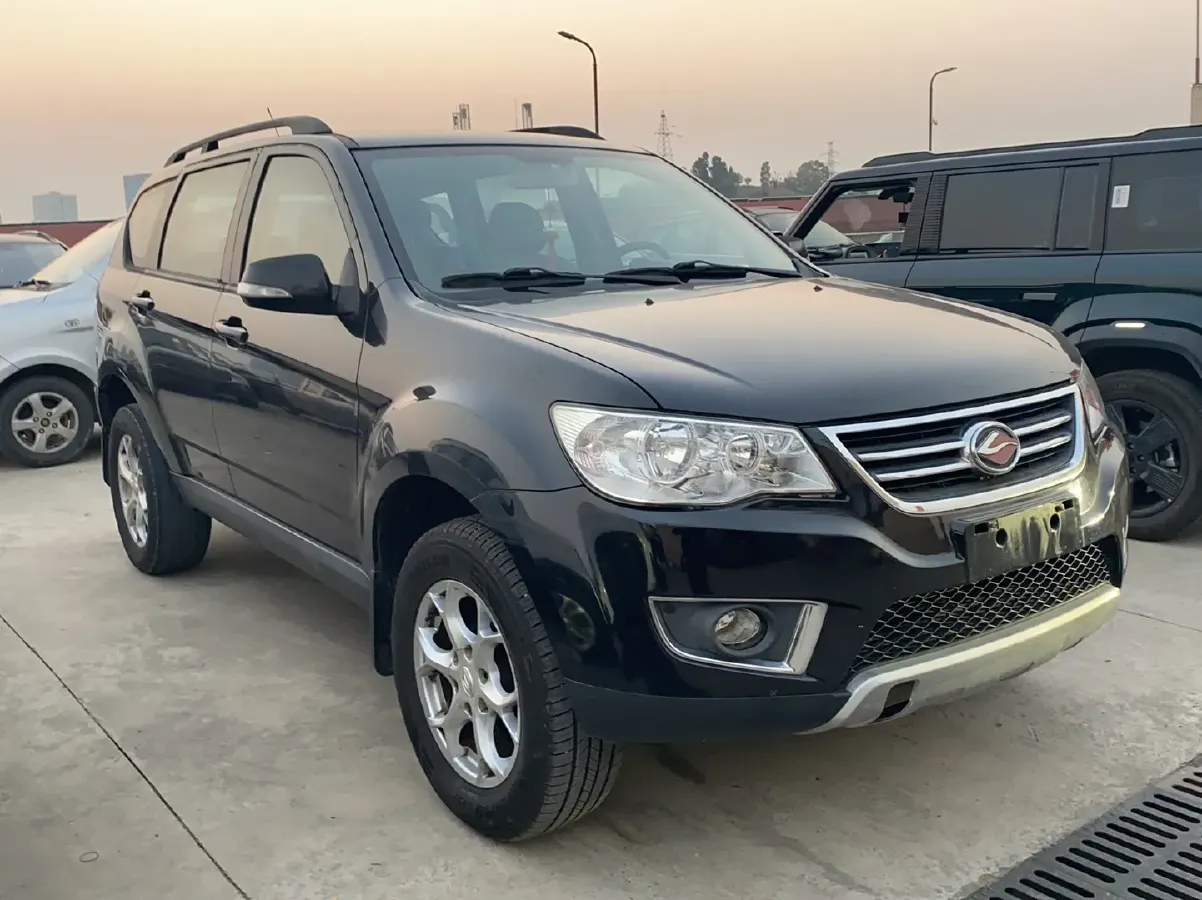 2012 Landwind X8 2.0T 122HP L4 5MT,autocango,china used car exporter,china ev exporter,chinese used car exporter,chinese used ev exporter