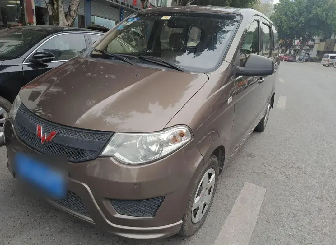 2015 WuLing HongGuang 1.2L 86HP L4 5MT