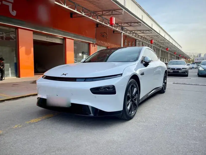 2022 Xpeng P7 BEV 77.9KWH