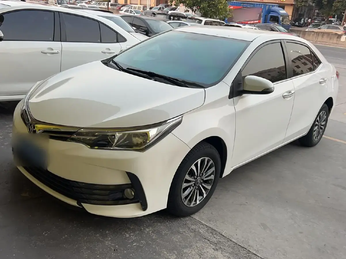 2017 Toyota Corolla 1.2T 116HP L4 CVT