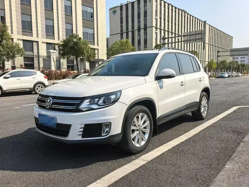 2016 Volkswagen Tiguan 1.4T 150HP L4 6DCT