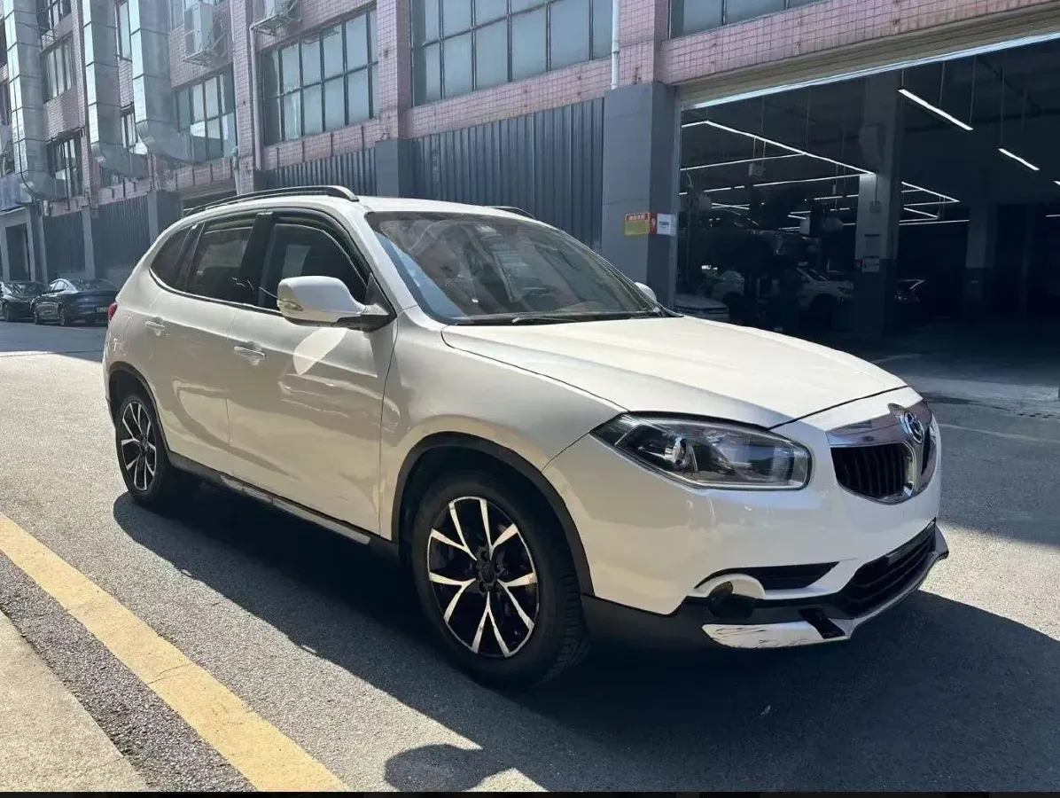 2014 Brilliance Auto V5 1.5T 150HP L4 5AT,autocango,china used car exporter,china ev exporter,chinese used car exporter,chinese used ev exporter