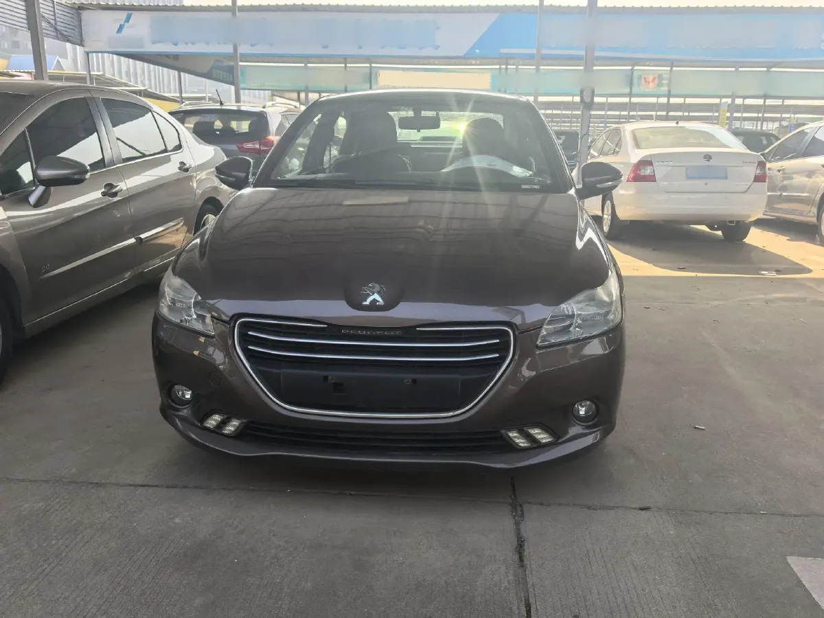 2014 Peugeot 301 1.6L 117HP L4 4AT,autocango,china used car exporter,china ev exporter,chinese used car exporter,chinese used ev exporter