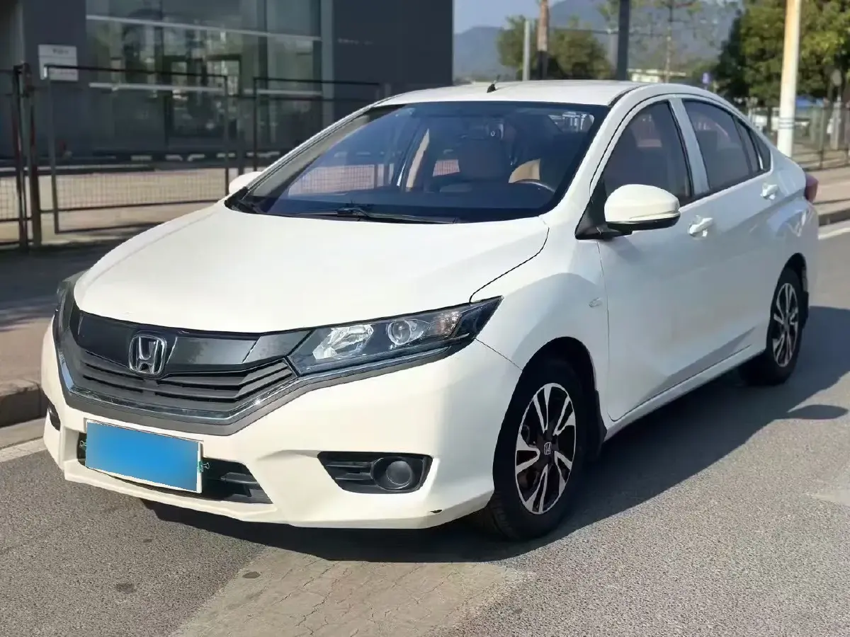 2016 Honda Greiz 1.5L 131HP L4 CVT