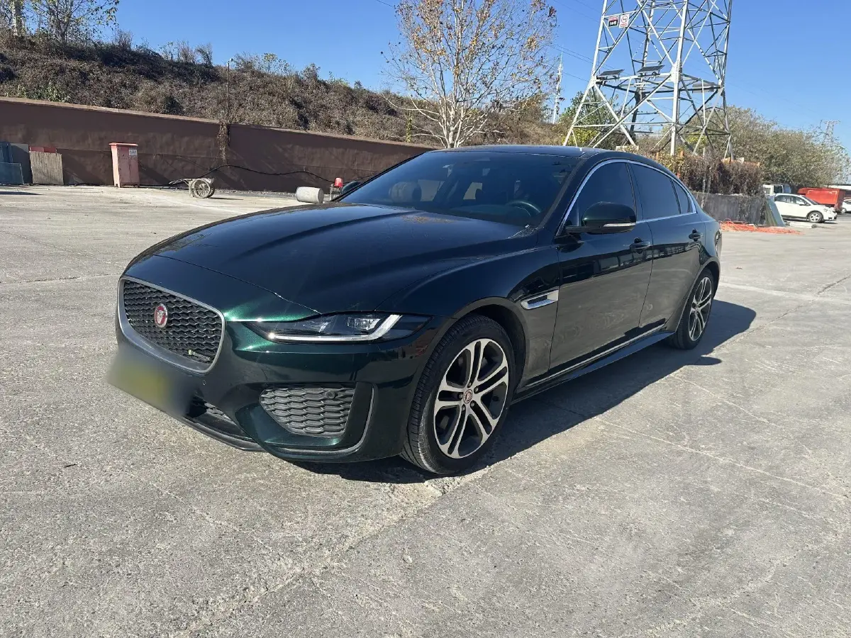 2022 Jaguar XEL 2.0T 250HP L4 8AT
