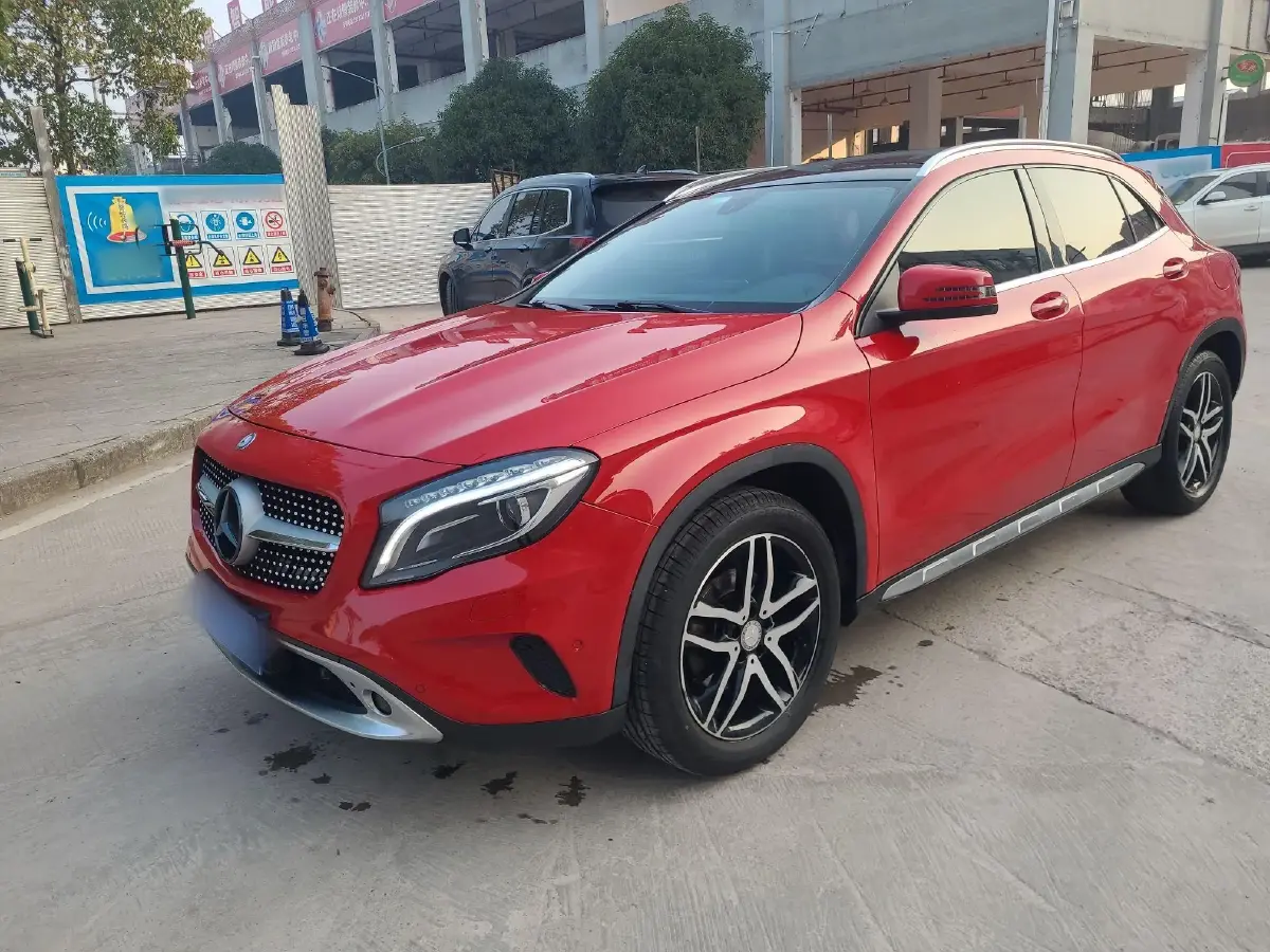 2015 Mercedes-Benz GLA Class 1.6T 156HP L4 7DCT