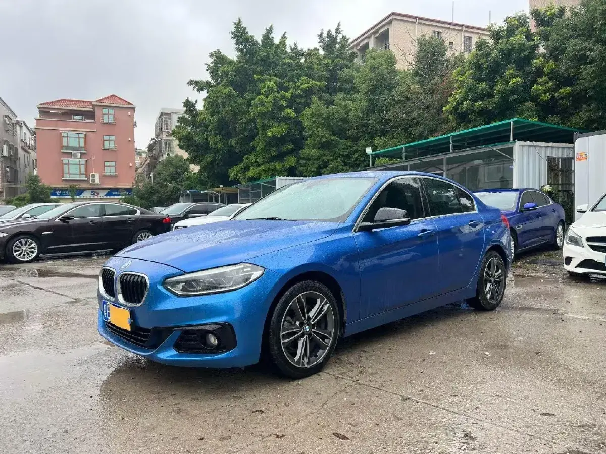 2017 BMW 1 Series 1.5T 136HP L3 6AT