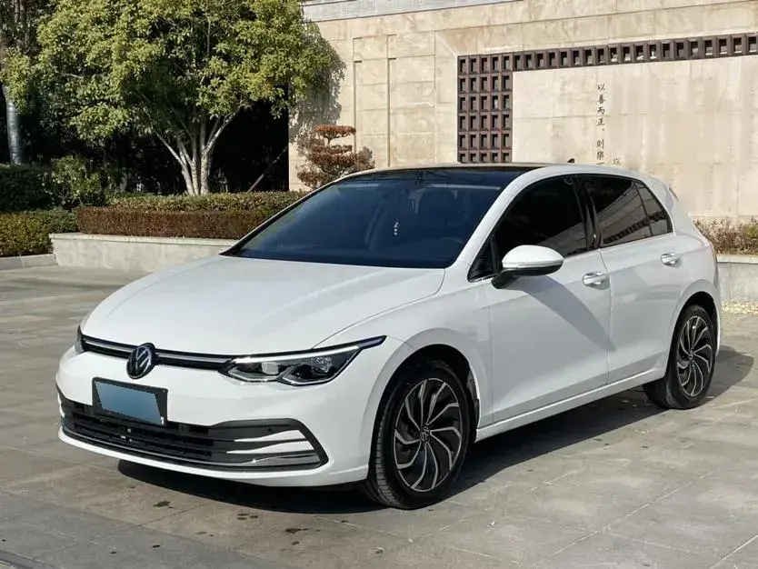 2023 Volkswagen Golf 1.4T 150HP L4 7DCT