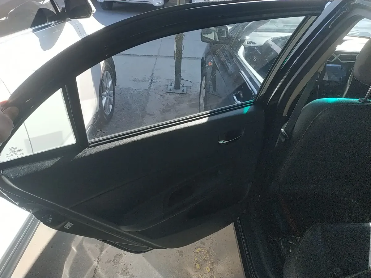 2020 BYD F3 1.5L 109HP L4 5MT,autocango,china used car exporter,china ev exporter,chinese used car exporter,chinese used ev exporter