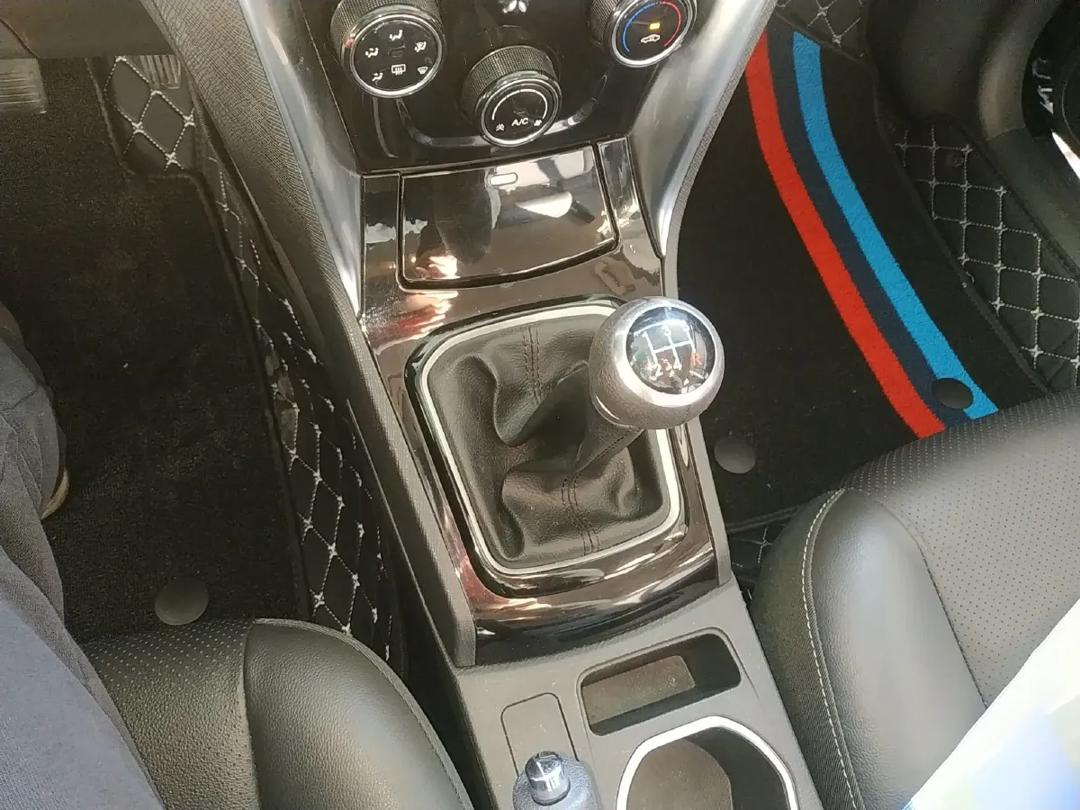 2020 BYD F3 1.5L 109HP L4 5MT,autocango,china used car exporter,china ev exporter,chinese used car exporter,chinese used ev exporter