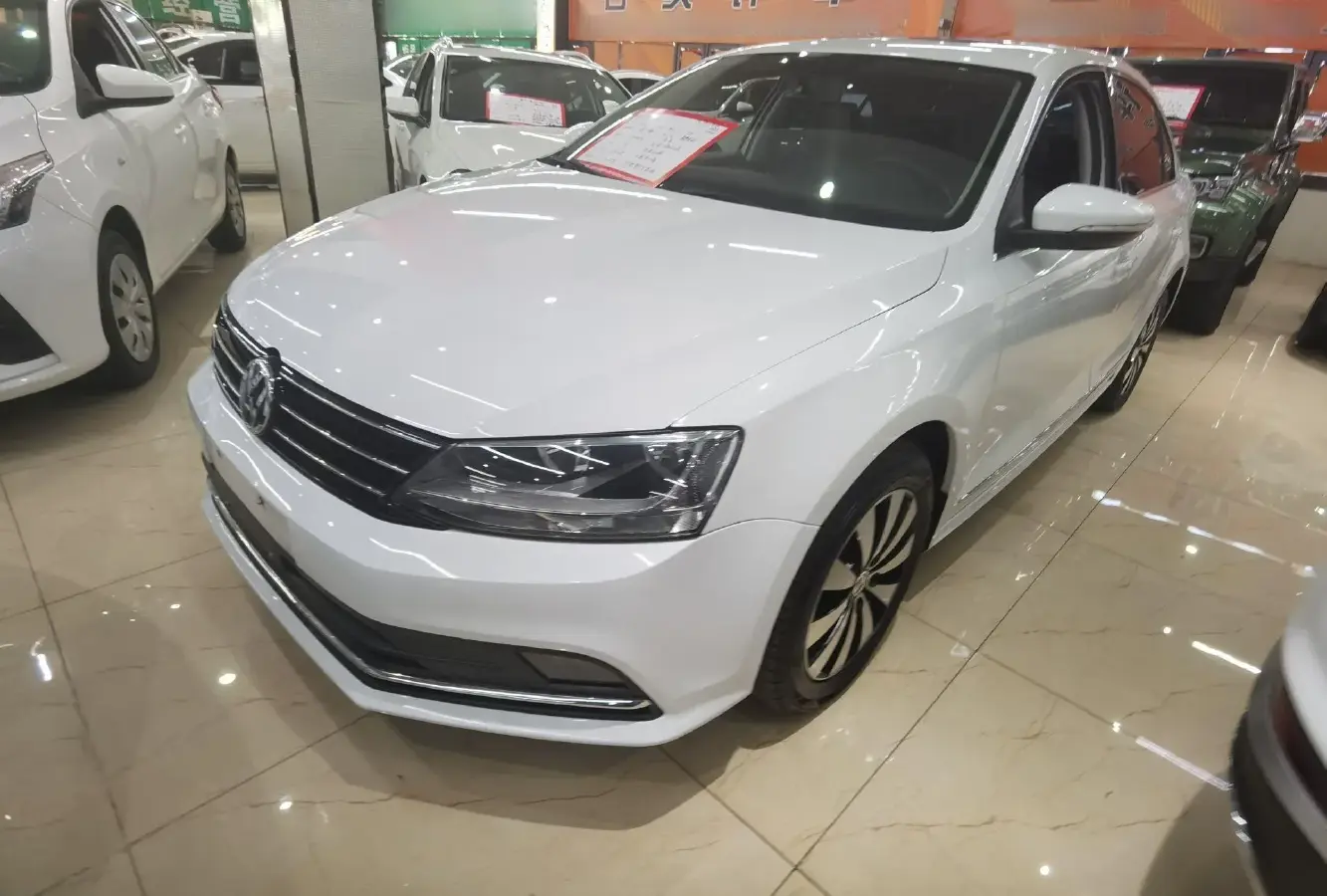 2017 Volkswagen Sagitar 1.4T 131HP L4 7DCT