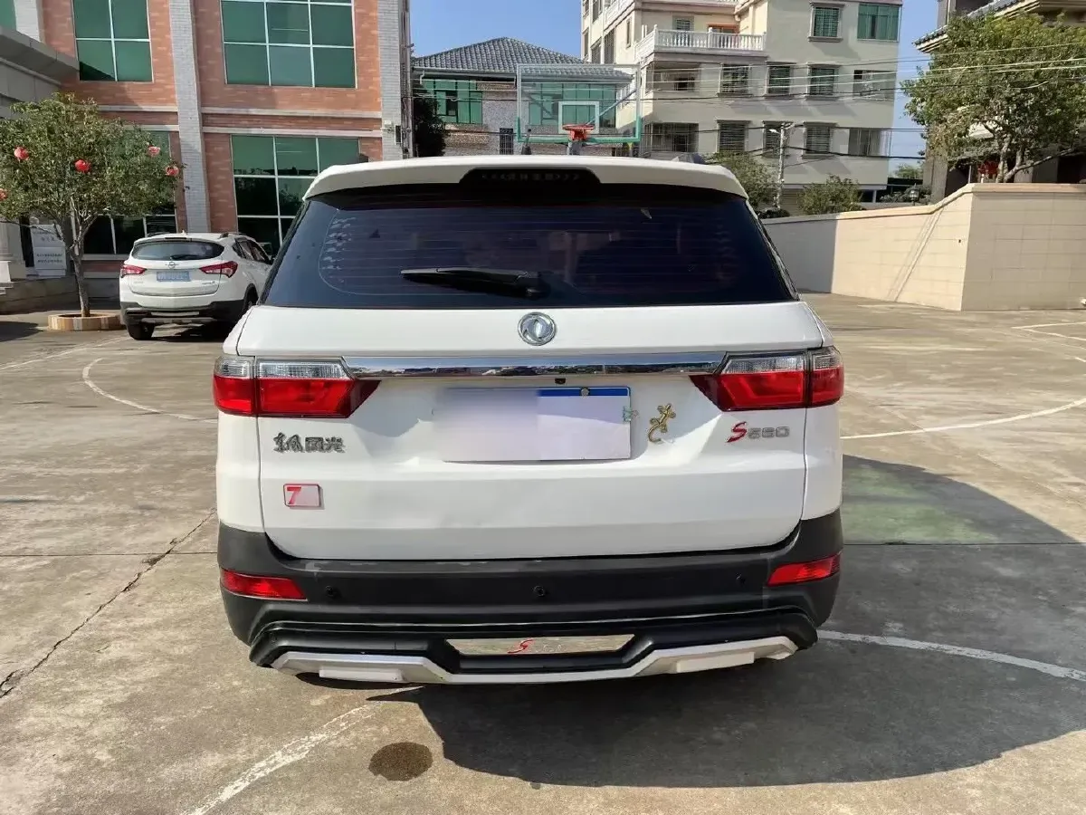 2019 DongFeng Fengon Fengon S560 1.8L 139HP L4 CVT,autocango,china used car exporter,china ev exporter,chinese used car exporter,chinese used ev exporter