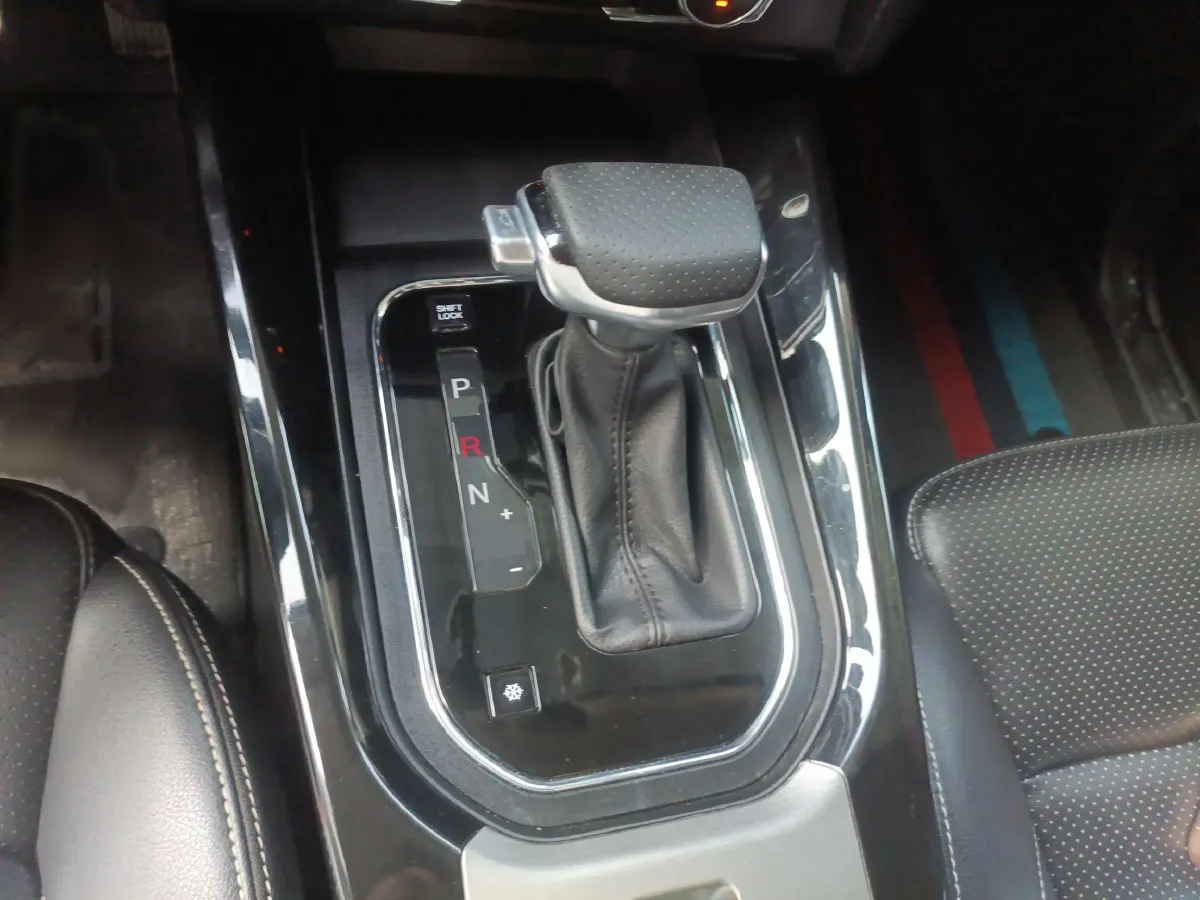 2019 DongFeng Fengon Fengon S560 1.8L 139HP L4 CVT,autocango,china used car exporter,china ev exporter,chinese used car exporter,chinese used ev exporter