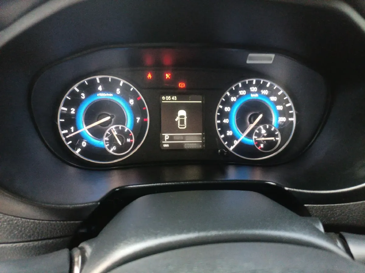 2019 DongFeng Fengon Fengon S560 1.8L 139HP L4 CVT,autocango,china used car exporter,china ev exporter,chinese used car exporter,chinese used ev exporter