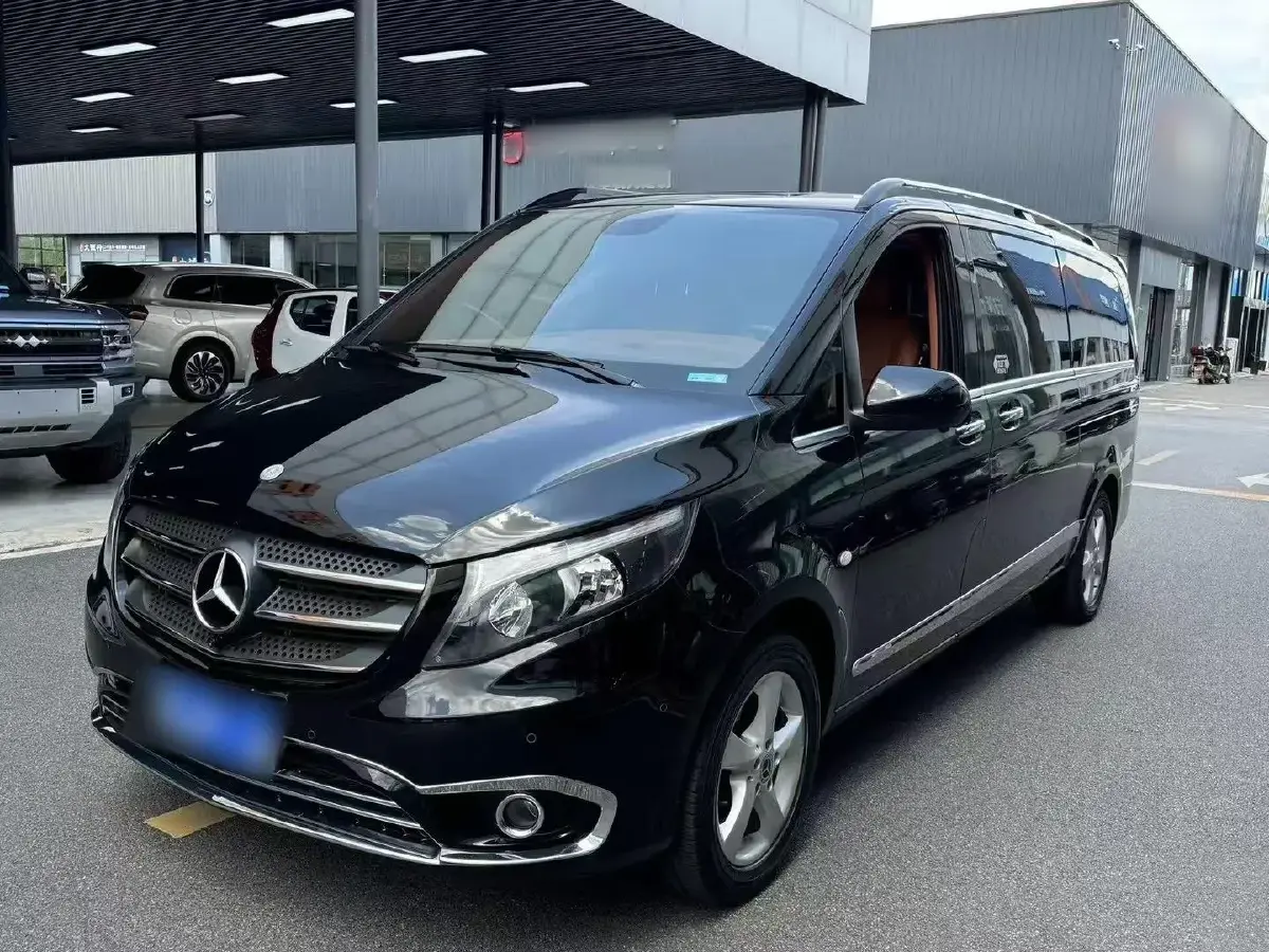 2018 Mercedes-Benz Vito 2.0T 211HP L4 7AT