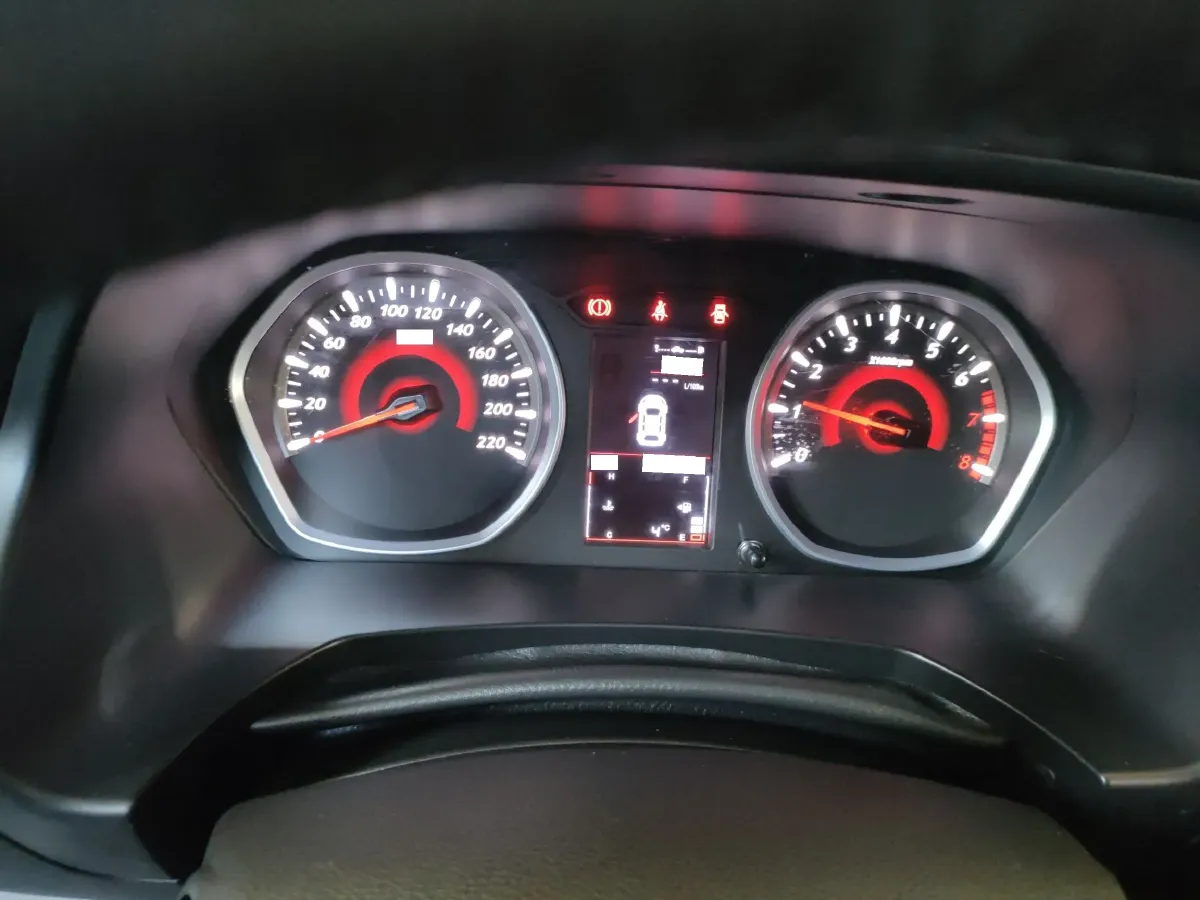 2016 Soueast DX3 1.5L 120HP L4 5MT,autocango,china used car exporter,china ev exporter,chinese used car exporter,chinese used ev exporter