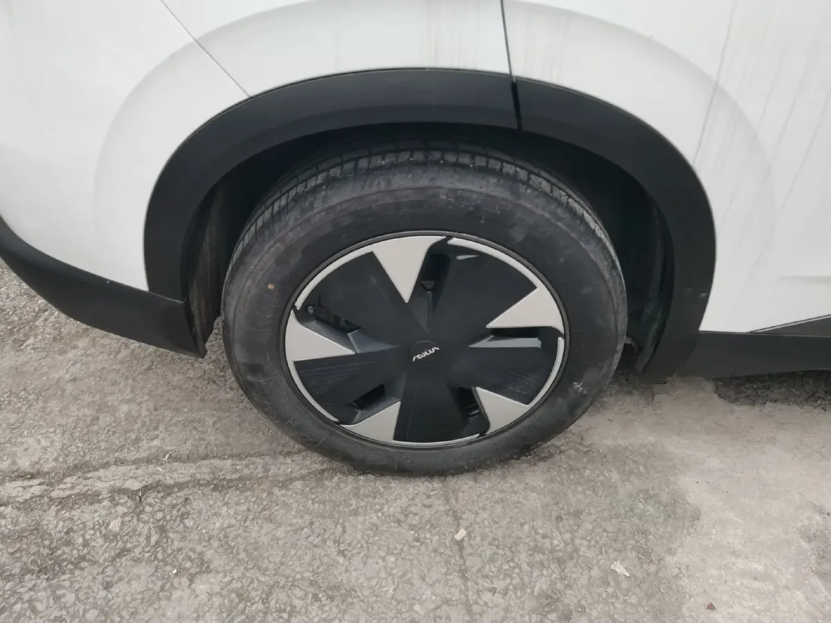 2024 DongFeng Aeolus L7 1.5T 154HP L4 4DHT PHEV 30.3KWH,autocango,china used car exporter,china ev exporter,chinese used car exporter,chinese used ev exporter