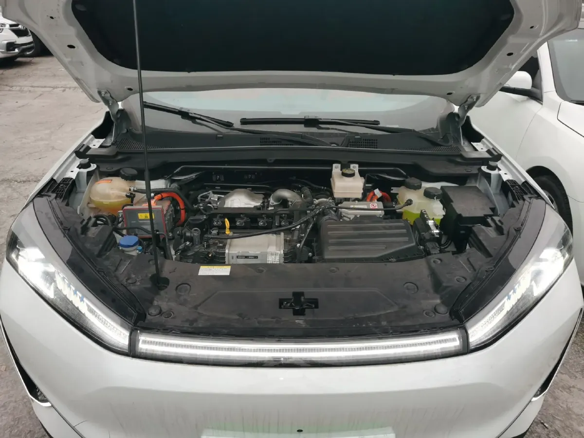 2024 DongFeng Aeolus L7 1.5T 154HP L4 4DHT PHEV 30.3KWH,autocango,china used car exporter,china ev exporter,chinese used car exporter,chinese used ev exporter