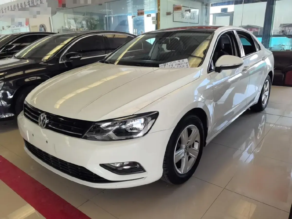 2017 Volkswagen Lamando 1.4T 131HP L4 7DCT