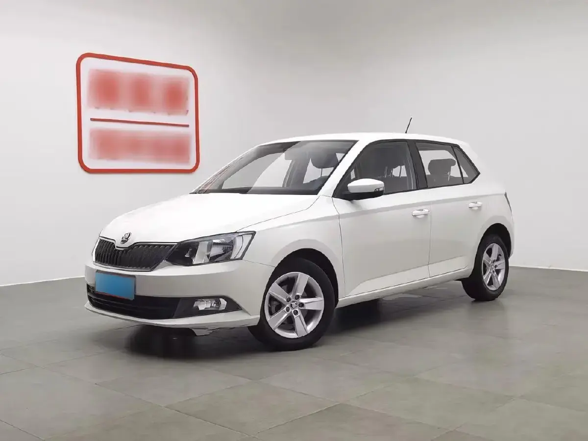 2014 Skoda Fabia 1.6L 105HP L4 6AT