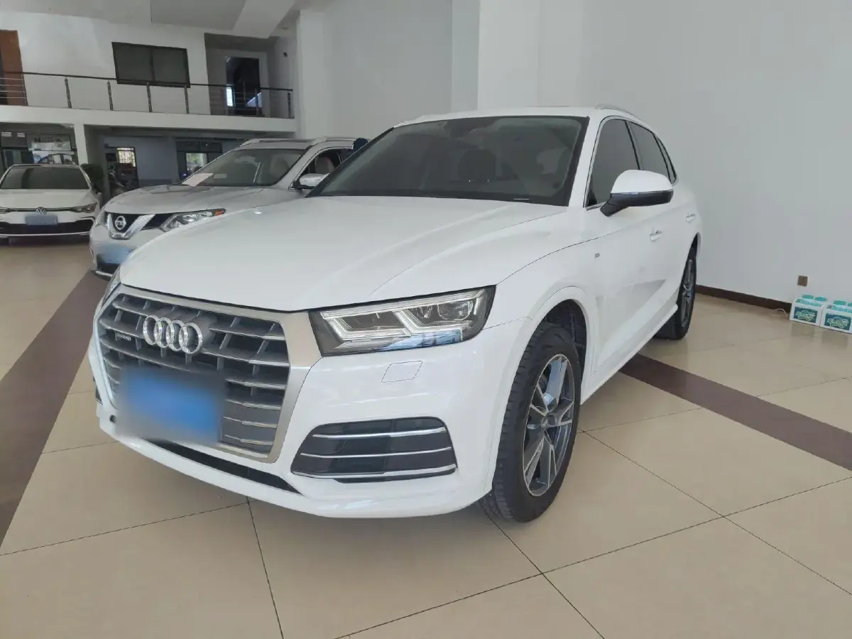 2018 Audi Q5L 2.0T 190HP L4 7DCT