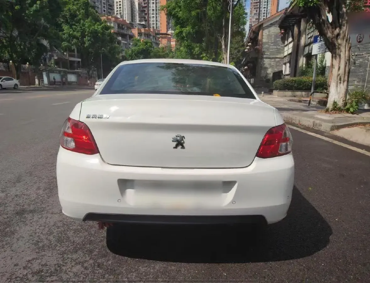 2014 Peugeot 301 1.6L 117HP L4 5MT,autocango,china used car exporter,china ev exporter,chinese used car exporter,chinese used ev exporter