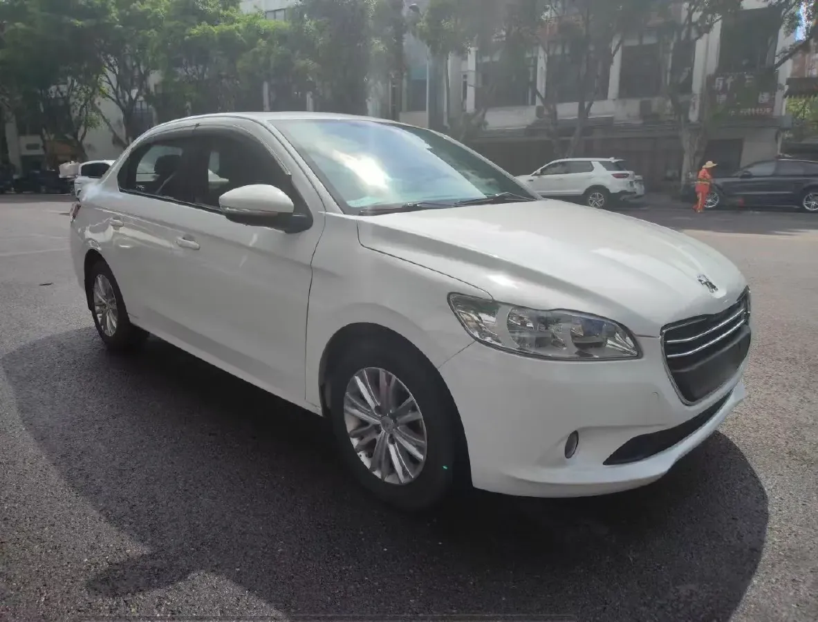 2014 Peugeot 301 1.6L 117HP L4 5MT,autocango,china used car exporter,china ev exporter,chinese used car exporter,chinese used ev exporter