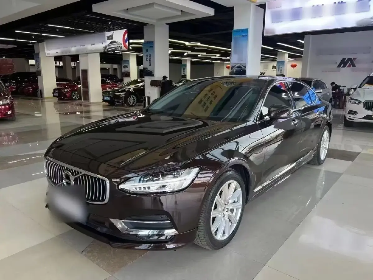 2020 Volvo S90 2.0T 254HP L4 8AT