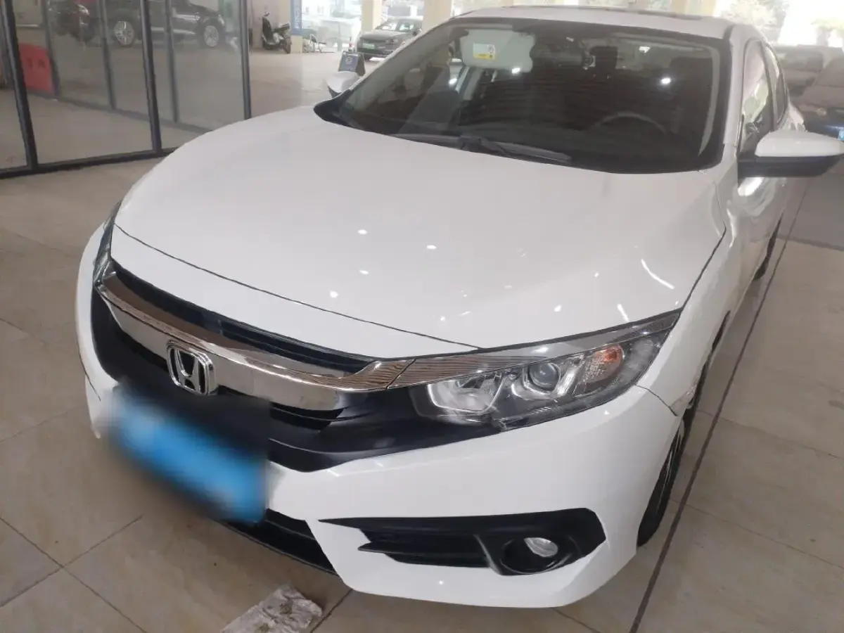 2016 Honda Civic 1.5T 177HP L4 CVT