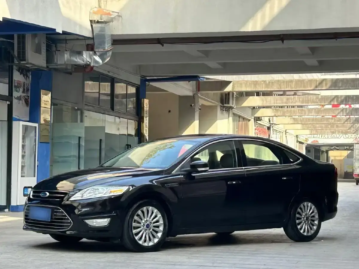 2011 Ford Mondeo 2.0T 203HP L4 6DCT