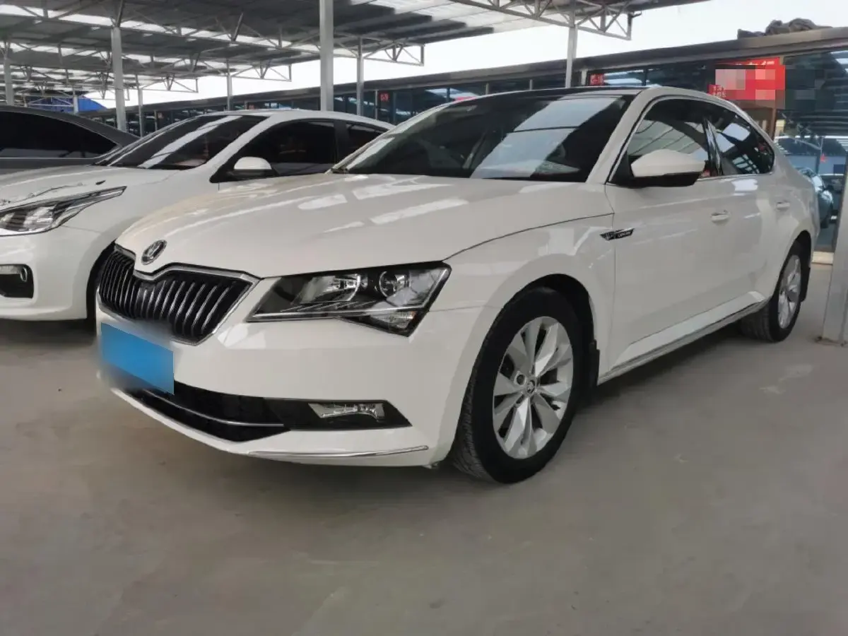 2018 Skoda Superb 1.8T 180HP L4 7DCT
