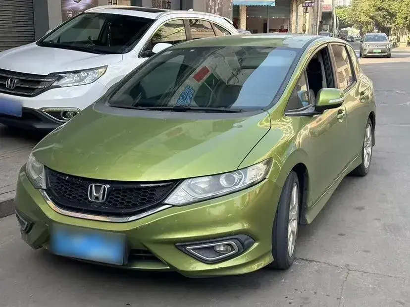 2013 Honda Jade 1.8L 141HP L4 5AT