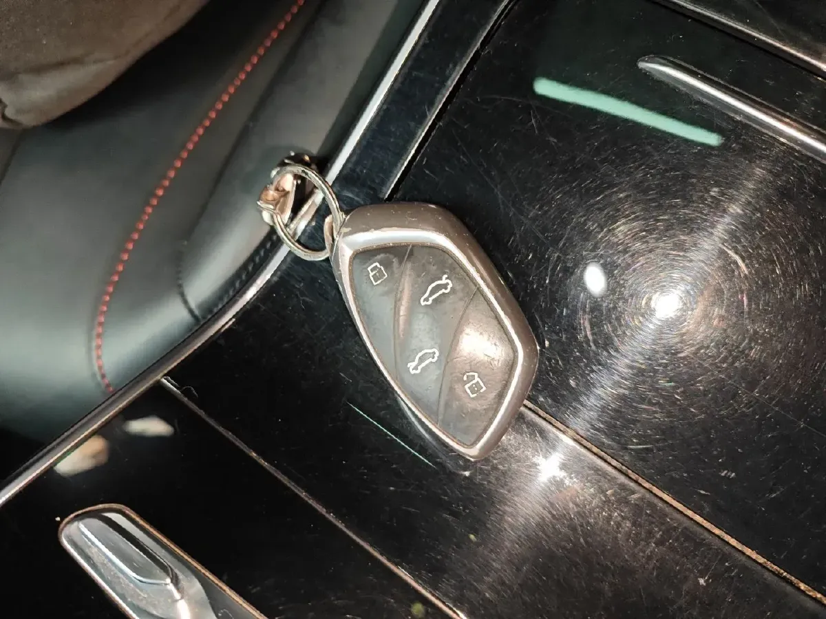 2021 Rising Auto MARVEL R 2AT BEV 69.9KWH,autocango,china used car exporter,china ev exporter,chinese used car exporter,chinese used ev exporter