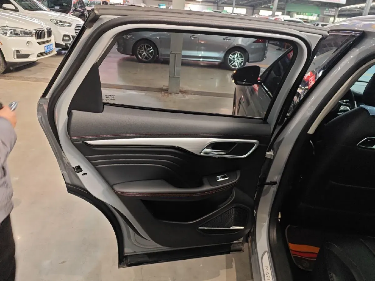 2021 Rising Auto MARVEL R 2AT BEV 69.9KWH,autocango,china used car exporter,china ev exporter,chinese used car exporter,chinese used ev exporter