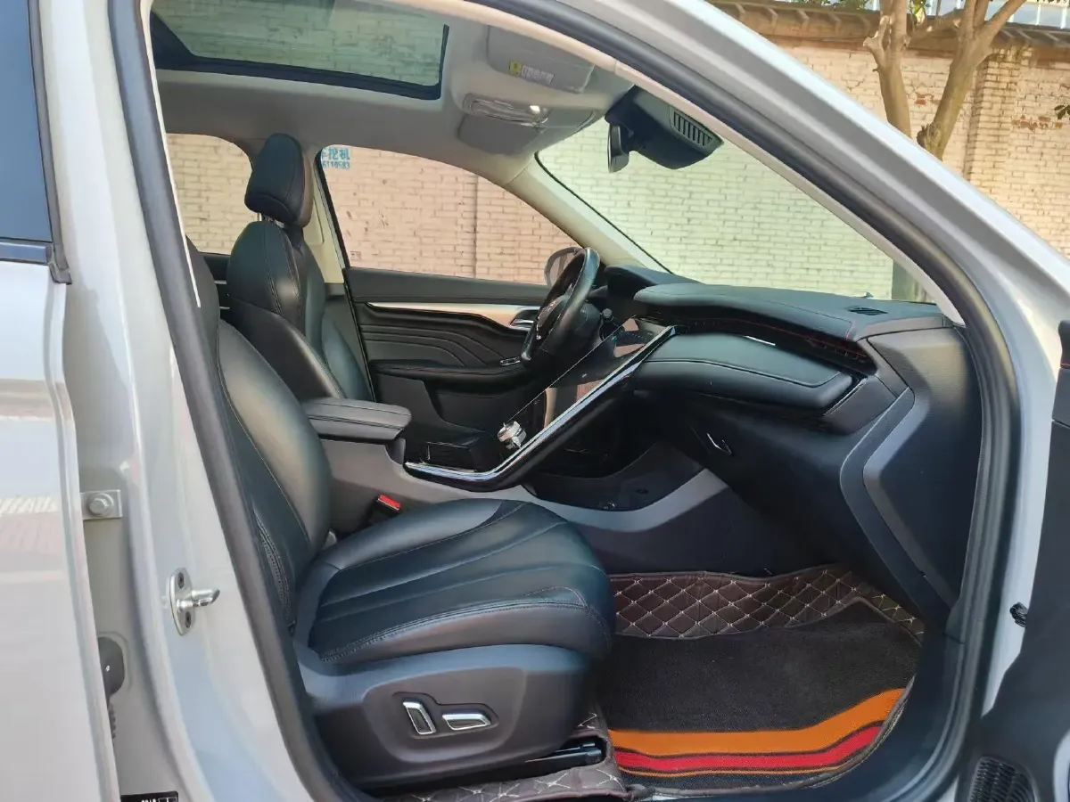 2021 Rising Auto MARVEL R 2AT BEV 69.9KWH,autocango,china used car exporter,china ev exporter,chinese used car exporter,chinese used ev exporter