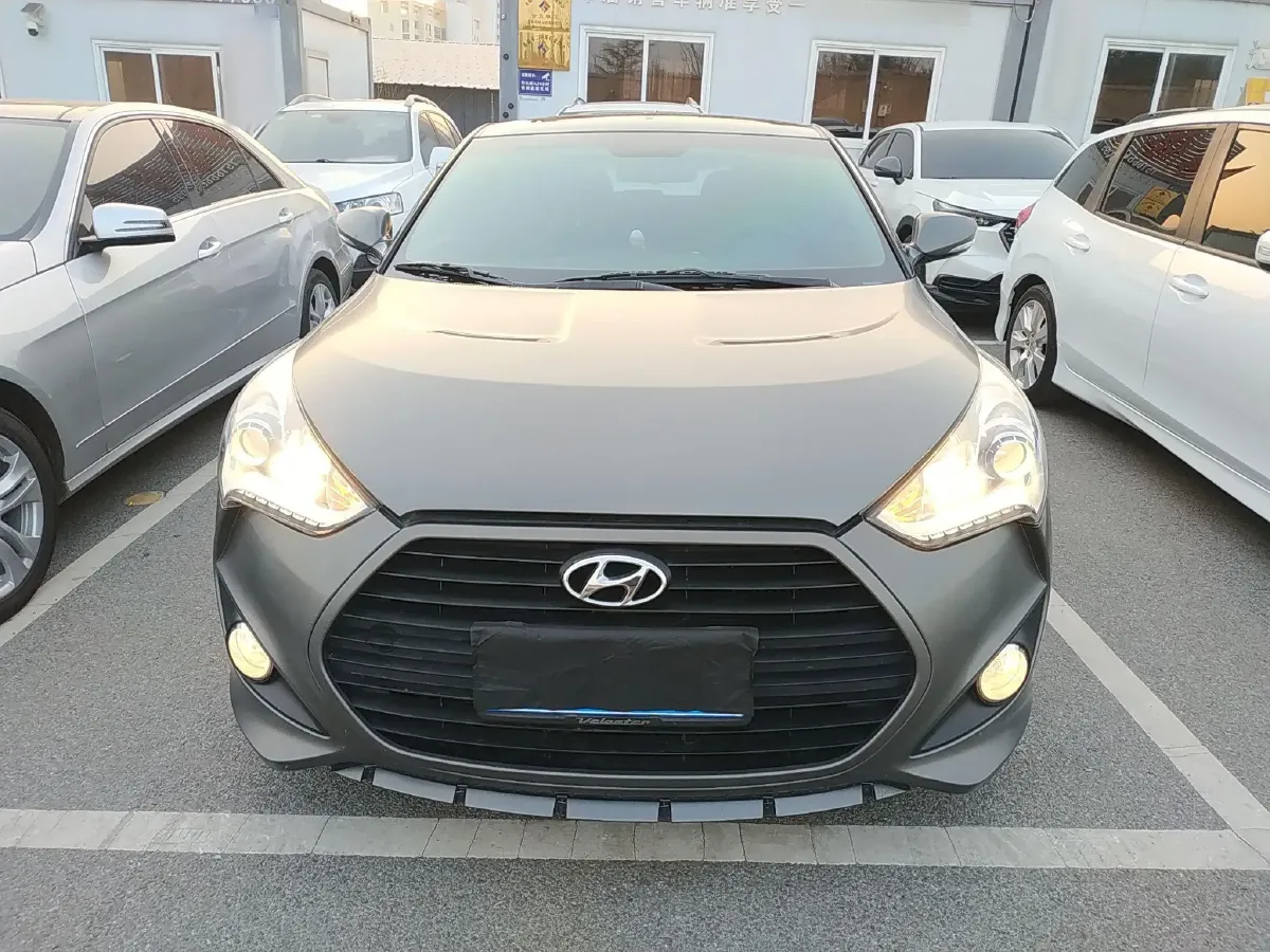 2012 Hyundai Veloster 1.6T 204HP L4 6AT,autocango,china used car exporter,china ev exporter,chinese used car exporter,chinese used ev exporter