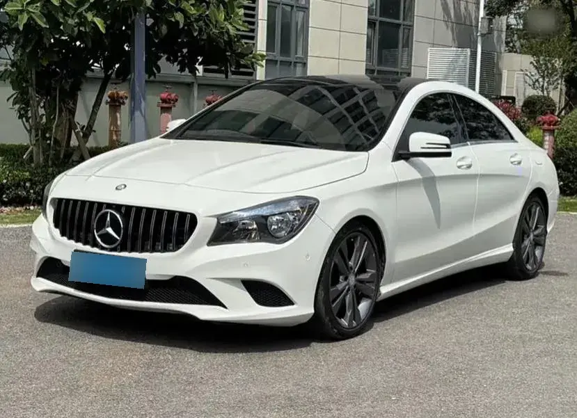 2016 Mercedes-Benz CLA Class 1.6T 156HP L4 7DCT
